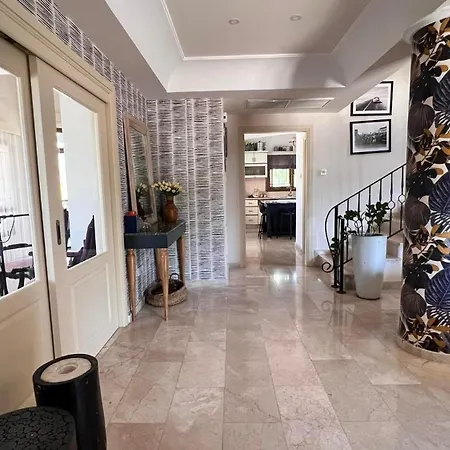 Villa Camelot Kyrenia (Northern Cyprus)