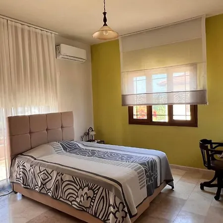 Camelot Villa Girne