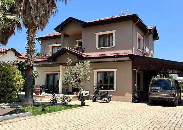 Camelot * Kyrenia (Northern Cyprus)